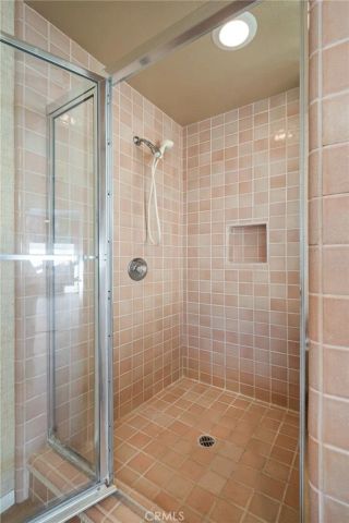 1314 10th, Manhattan Beach, CA 90266