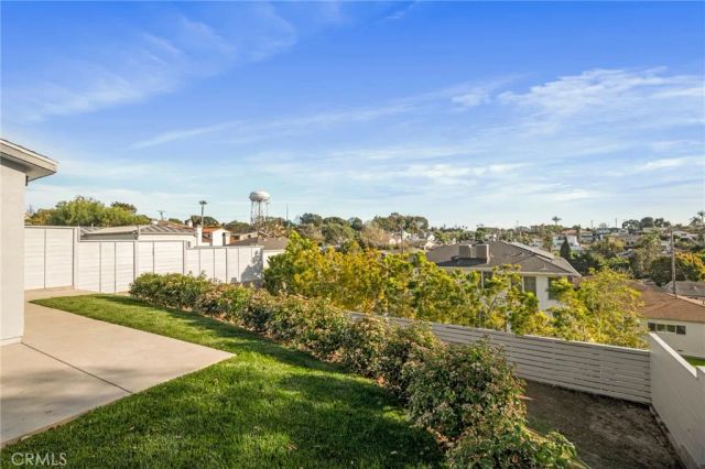 1314 10th, Manhattan Beach, CA 90266