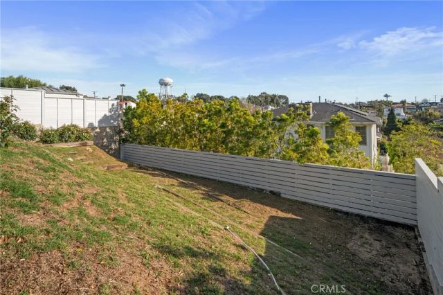 1314 10th, Manhattan Beach, CA 90266