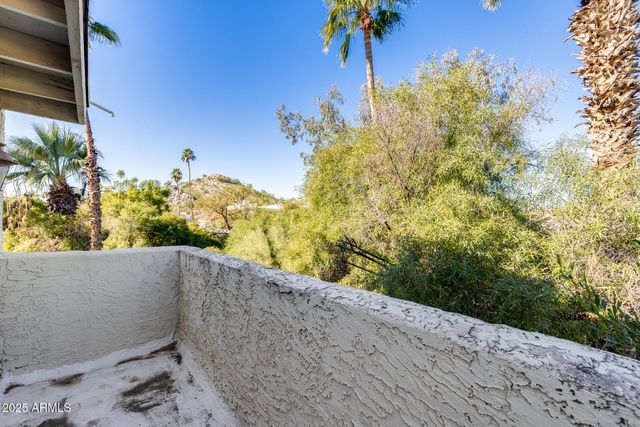 1902 E LINGER Lane, Phoenix, AZ 85020