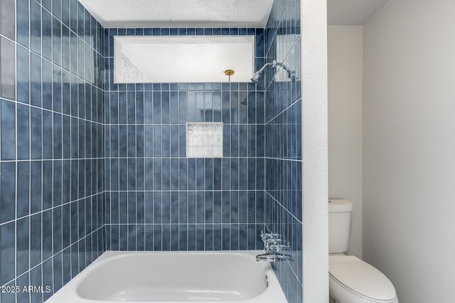 1902 E LINGER Lane, Phoenix, AZ 85020