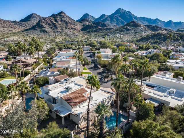 1902 E LINGER Lane, Phoenix, AZ 85020