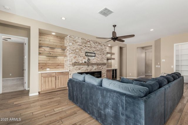15834 S 177TH Avenue, Goodyear, AZ 85338