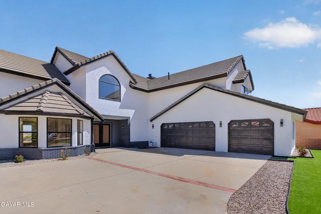 6841 Granada Drive, Palmdale, CA 93551