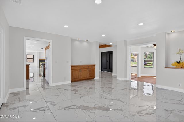 6841 Granada Drive, Palmdale, CA 93551