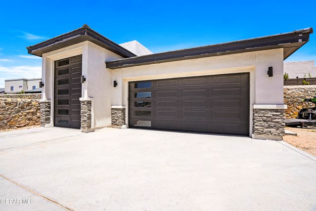 352 EMERALD TREE Lane, Horizon City, TX 79928