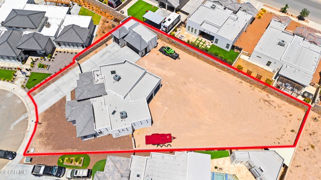 352 EMERALD TREE Lane, Horizon City, TX 79928