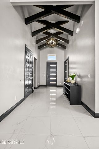352 EMERALD TREE Lane, Horizon City, TX 79928