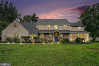 129 W TOWNSHIP LINE RD, Norristown, PA 19403