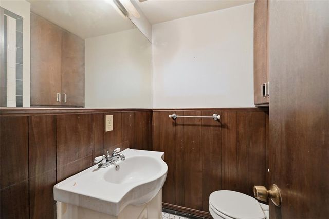 1105 SW 63rd Street, Oklahoma City, OK 73139