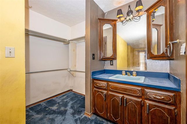1105 SW 63rd Street, Oklahoma City, OK 73139