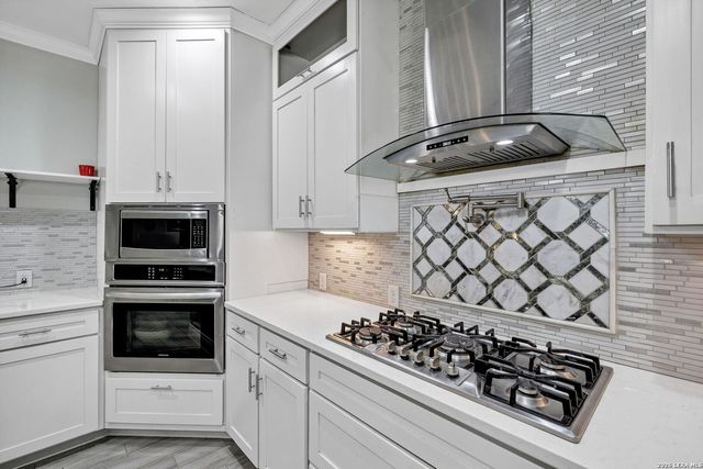 23007 DREAM VIEW DR, Elmendorf, TX 78112