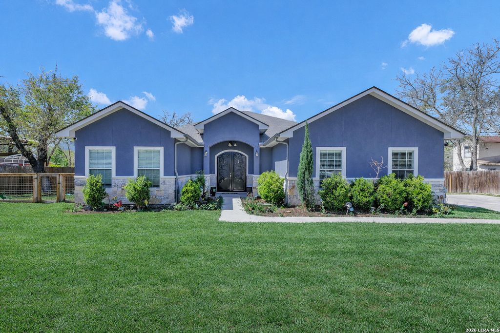 23007 DREAM VIEW DR, Elmendorf, TX 78112