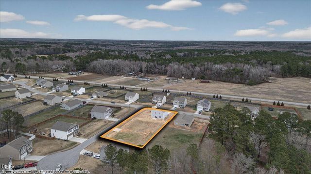 79 Rockwater Way, Zebulon, NC 27597