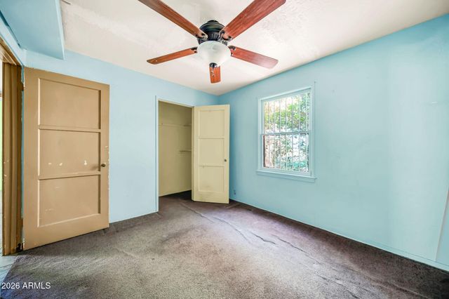 915 W TAMARISK Street, Phoenix, AZ 85041