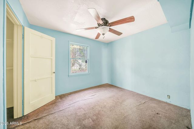 915 W TAMARISK Street, Phoenix, AZ 85041
