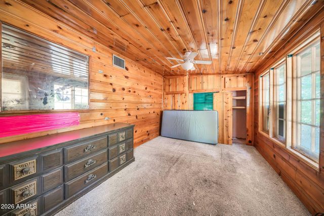 915 W TAMARISK Street, Phoenix, AZ 85041