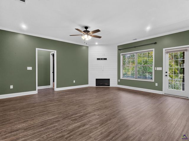 616 Lattice Bend, Bonaire, GA 51005