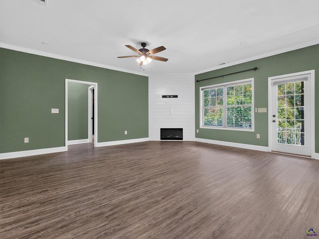 616 Lattice Bend, Bonaire, GA 51005