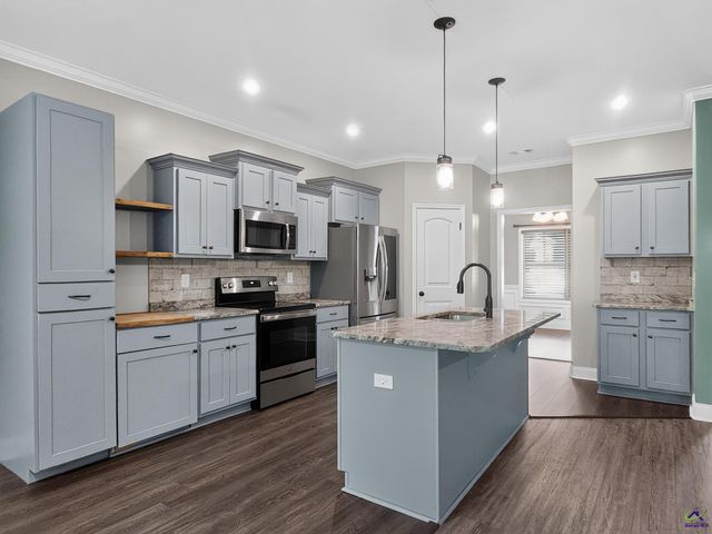 616 Lattice Bend, Bonaire, GA 51005