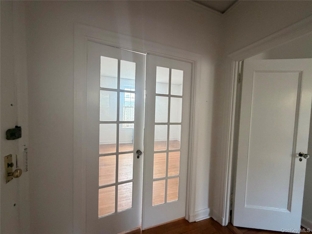 37-22 85th Street 42, Jackson Heights, NY 11372 — photo 3