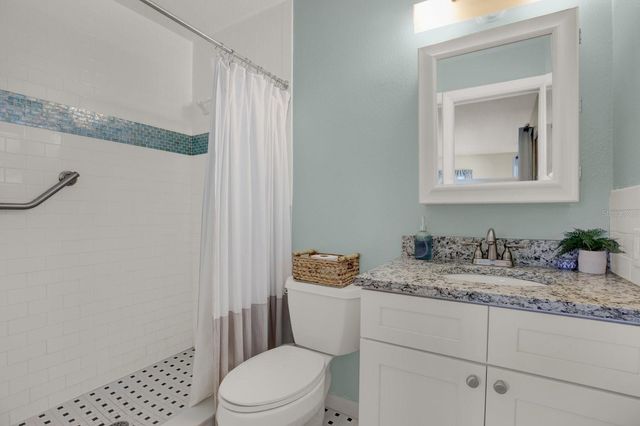 8253 137TH LANE, Seminole, FL 33776