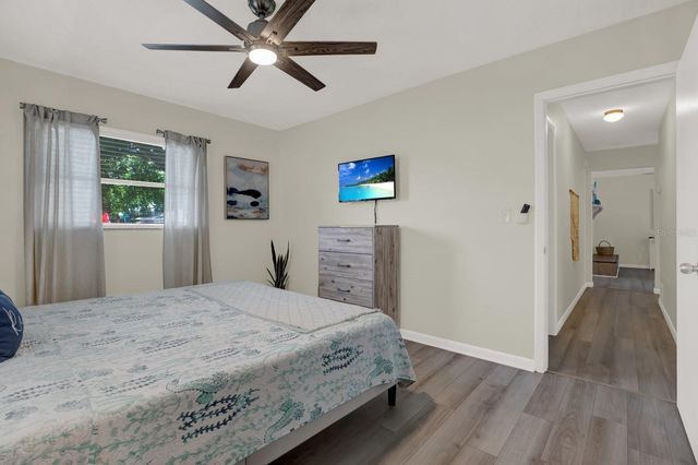 8253 137TH LANE, Seminole, FL 33776