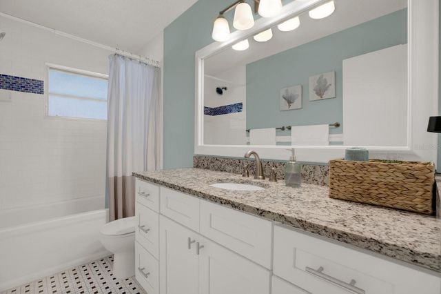 8253 137TH LANE, Seminole, FL 33776