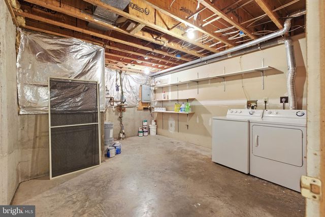 8244 QUILL POINT DR, Bowie, MD 20720