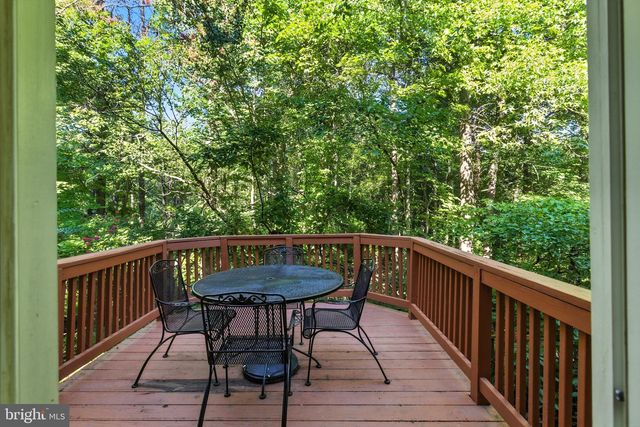 8244 QUILL POINT DR, Bowie, MD 20720