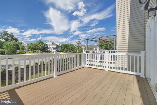 20 TWOMEY CT, Wyncote, PA 19095
