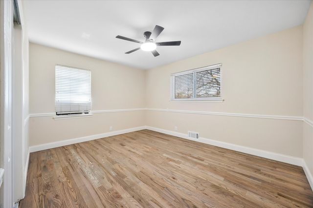 1038 Lakeview Drive, Mesquite, TX 75149