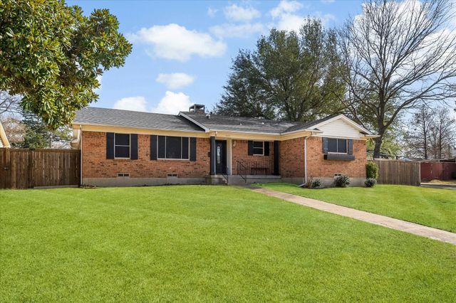 1038 Lakeview Drive, Mesquite, TX 75149