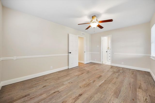 1038 Lakeview Drive, Mesquite, TX 75149