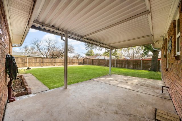 1038 Lakeview Drive, Mesquite, TX 75149