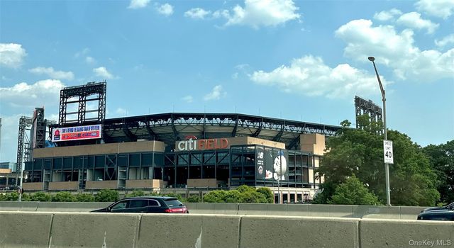 11230 Northern Boulevard 4G, Corona, NY 11368