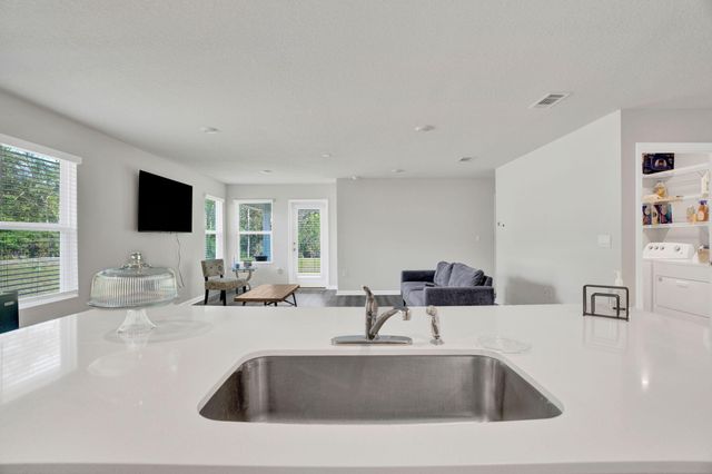 535 Mary Lou Way, Crestview, FL 32539