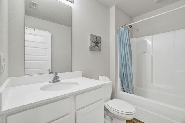 535 Mary Lou Way, Crestview, FL 32539