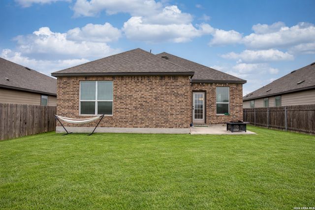 140 MAROON LN, Kyle, TX 78640