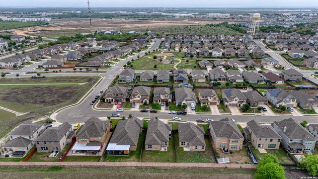 140 MAROON LN, Kyle, TX 78640