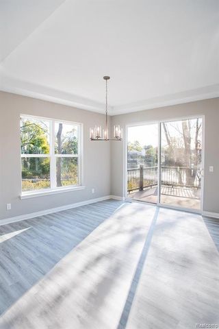 825 Preserve Lane, White Lake, MI 48386