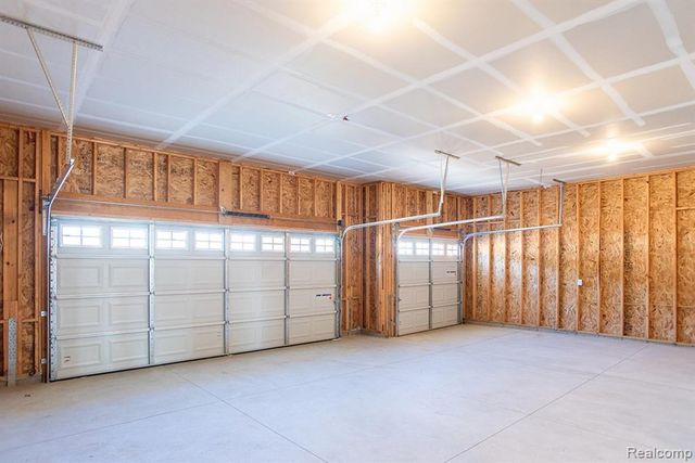 825 Preserve Lane, White Lake, MI 48386