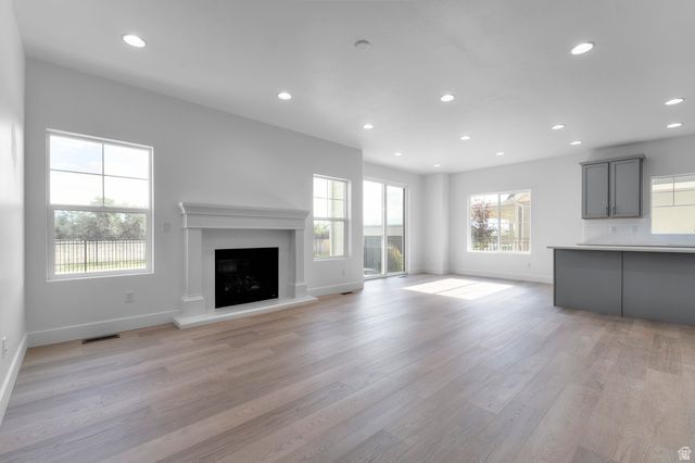 595 W JUNEGRASS LN, Stansbury Park, UT 84074