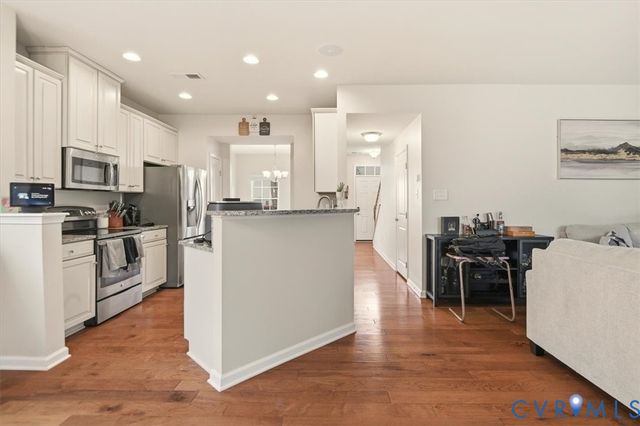 3432 Avocado Dr, Chesterfield, VA 23112