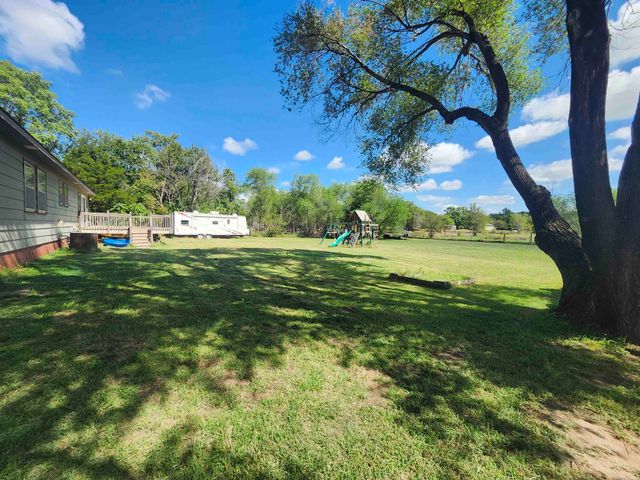 11030 S Anthony Ln, Mulvane, KS 67110