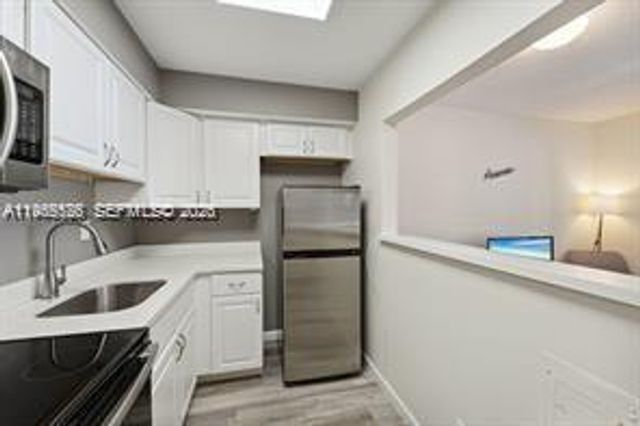 1450 NE 170th St 114, North Miami Beach, FL 33162