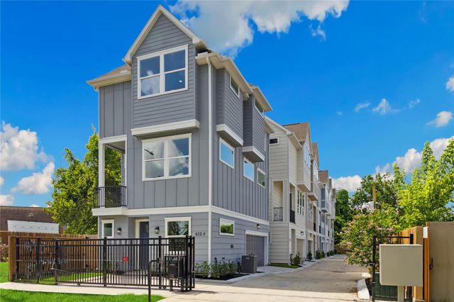 835 Rachel Street B, Houston, TX 77091