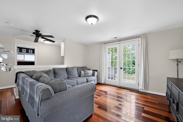 2418 BRUNSWICK RD, Halethorpe, MD 21227