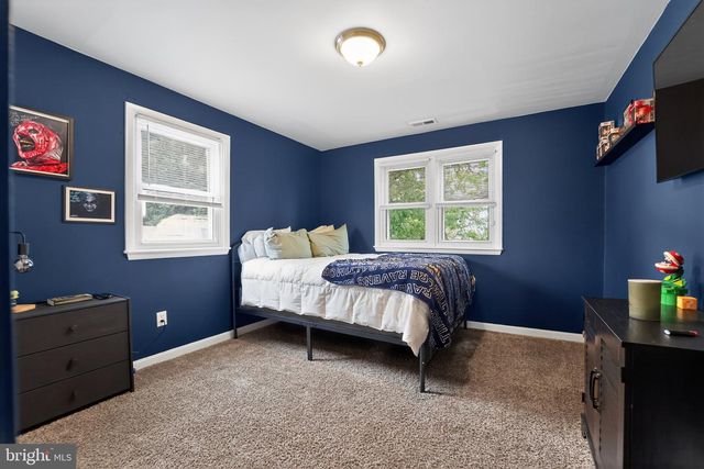 2418 BRUNSWICK RD, Halethorpe, MD 21227