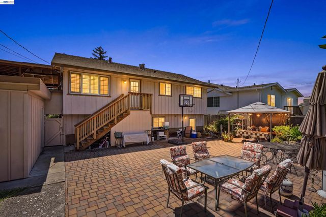 3279 Ruskin Dr, San Jose, CA 95132